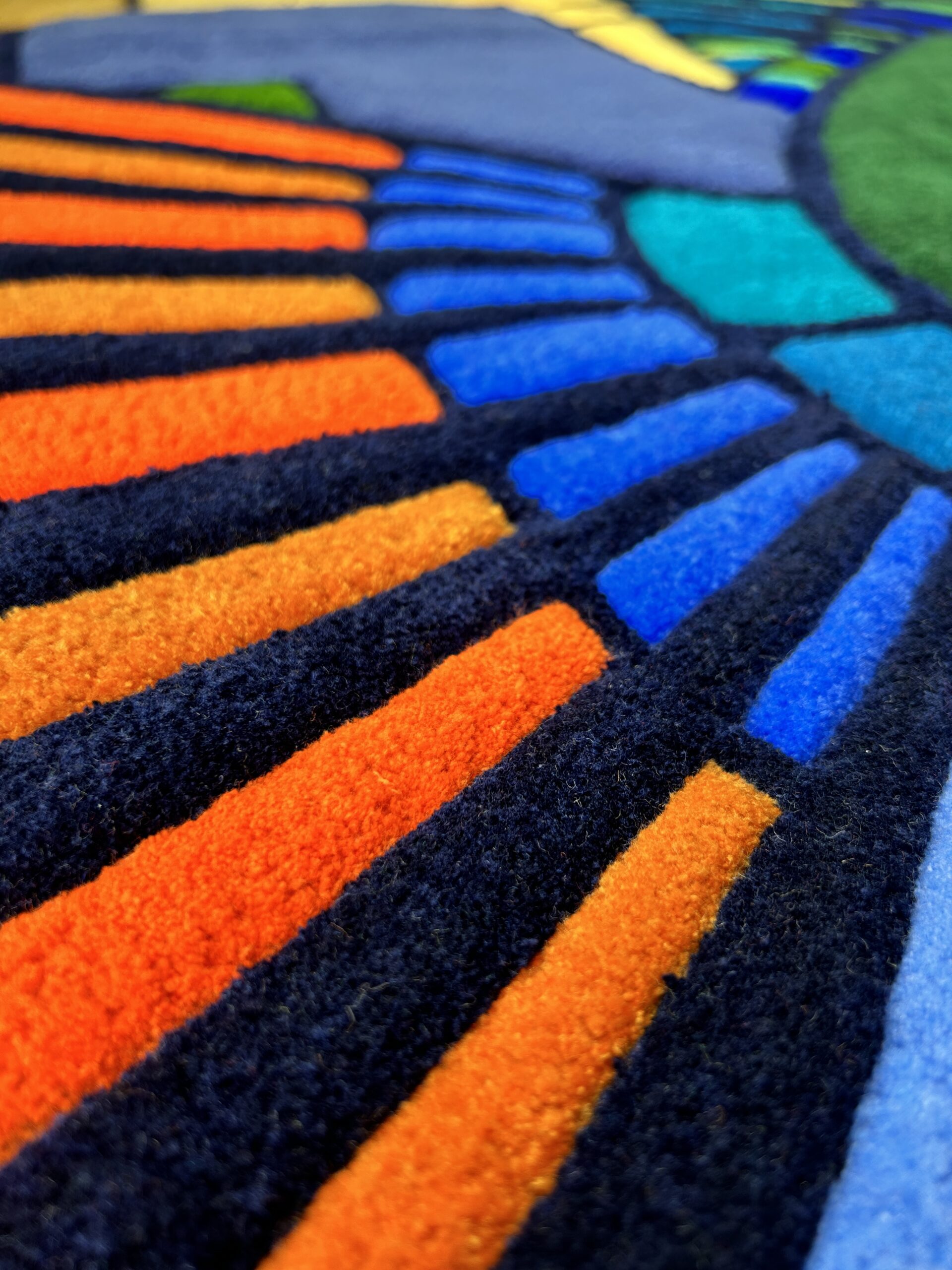 Handmade tufted fish rug detailed tail view